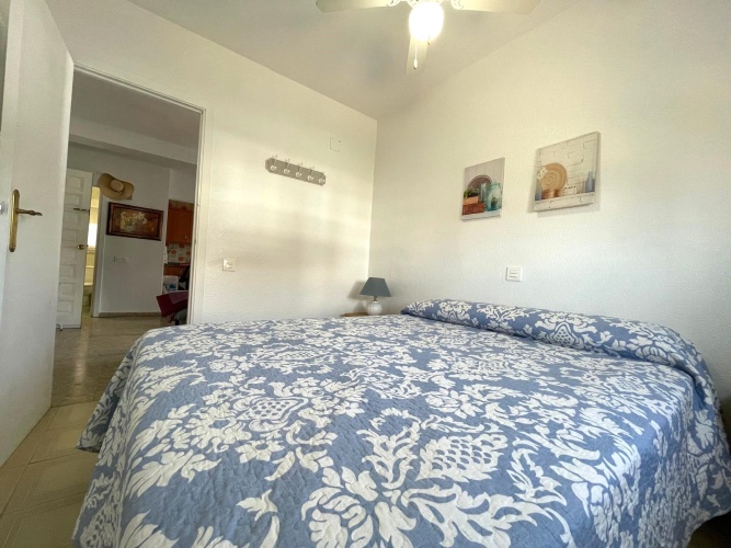 alquiler piso el portil, primera línea playa, apartamento con balcón, alquiler costa de la luz, cartaya, piso con parking, alquiler vacacional, playa del portil, vivienda familiar

