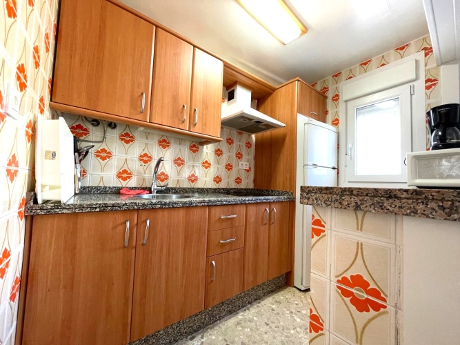 alquiler piso el portil, primera línea playa, apartamento con balcón, alquiler costa de la luz, cartaya, piso con parking, alquiler vacacional, playa del portil, vivienda familiar

